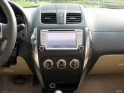 2011款 1.8L AT 豪華型 2011款 1.8L AT 豪華型