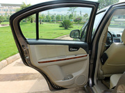 2011款 1.8L AT 豪華型 2011款 1.8L AT 豪華型