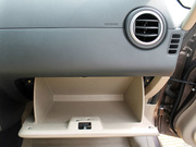 2011款 1.8L AT 豪華型 2011款 1.8L AT 豪華型