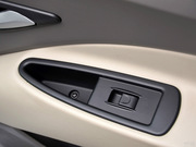 2012款 1.8L MT 宜商舒適型 5座 2012款 1.8L MT 宜商舒適型 5座