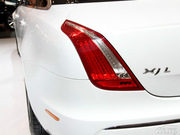 2013款 XJL 2.0T 全景商務(wù)版 2013款 XJL 2.0T 全景商務(wù)版