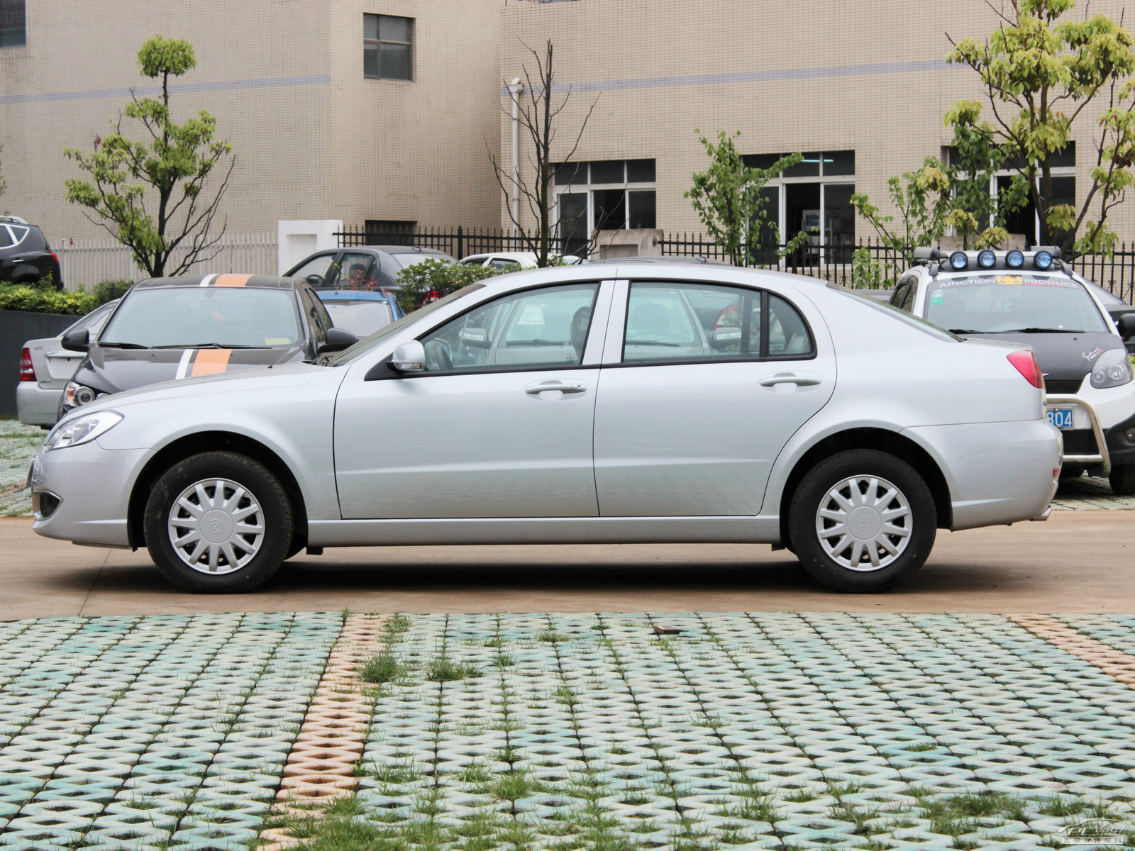 駿捷Wagon外觀高清大圖