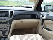 2012款 兩廂 1.6L DVVT CVT進(jìn)取型 2012款 兩廂 1.6L DVVT CVT進(jìn)取型