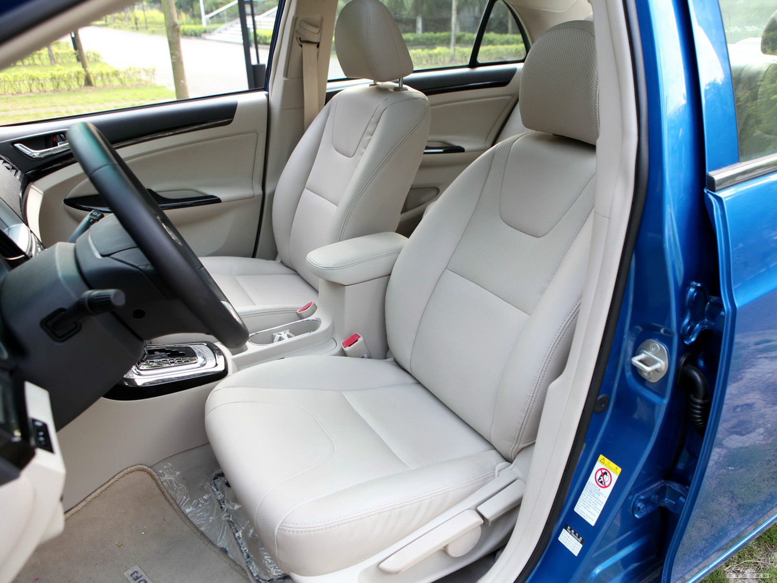 速銳內飾高清大圖