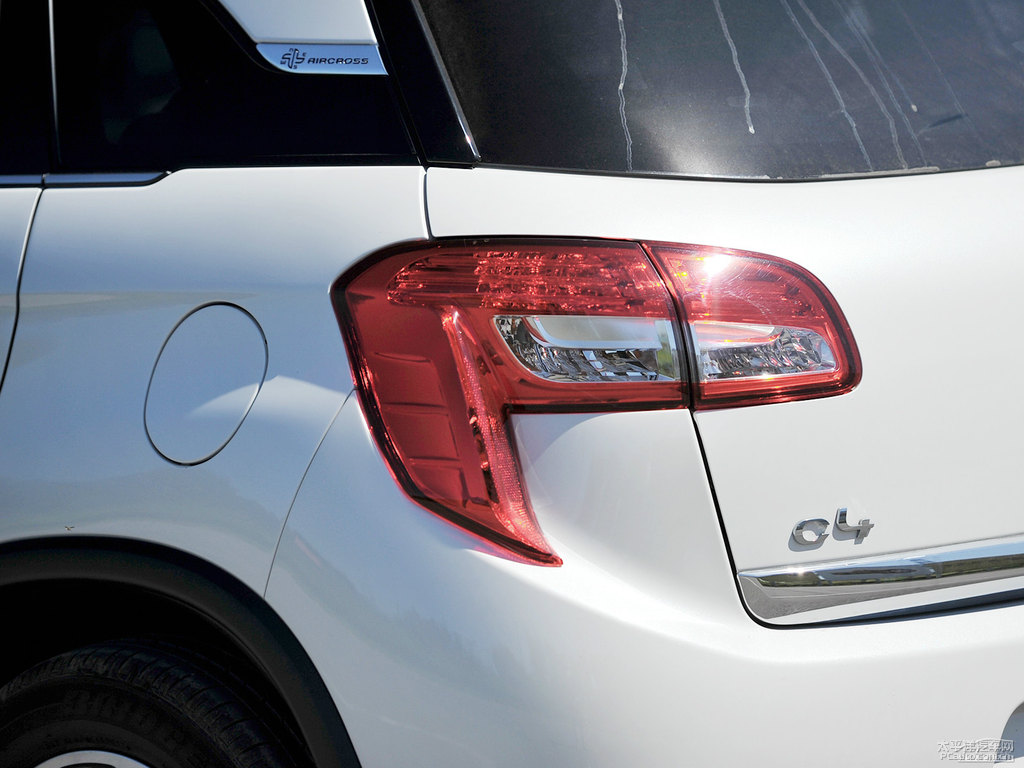 ѩFC4 AIRCROSS(M)^DƬ