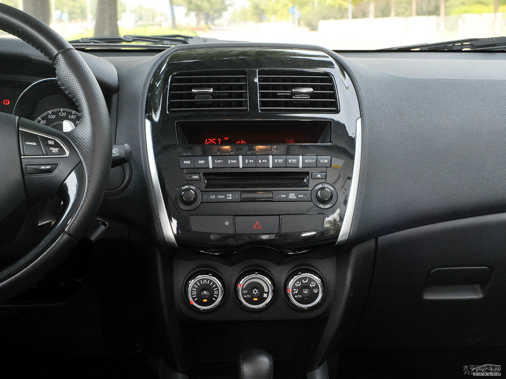 ѩFC4 AIRCROSS(M(jn))(ni)DƬ