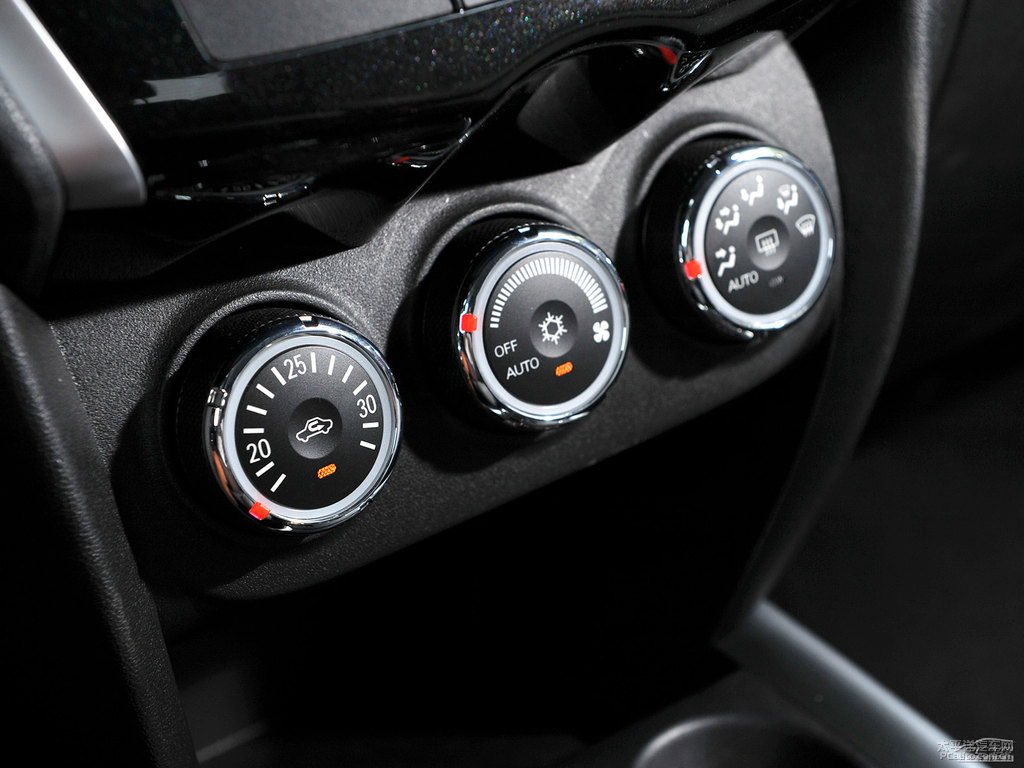 ѩFC4 AIRCROSS(M(jn))(ni)DƬ