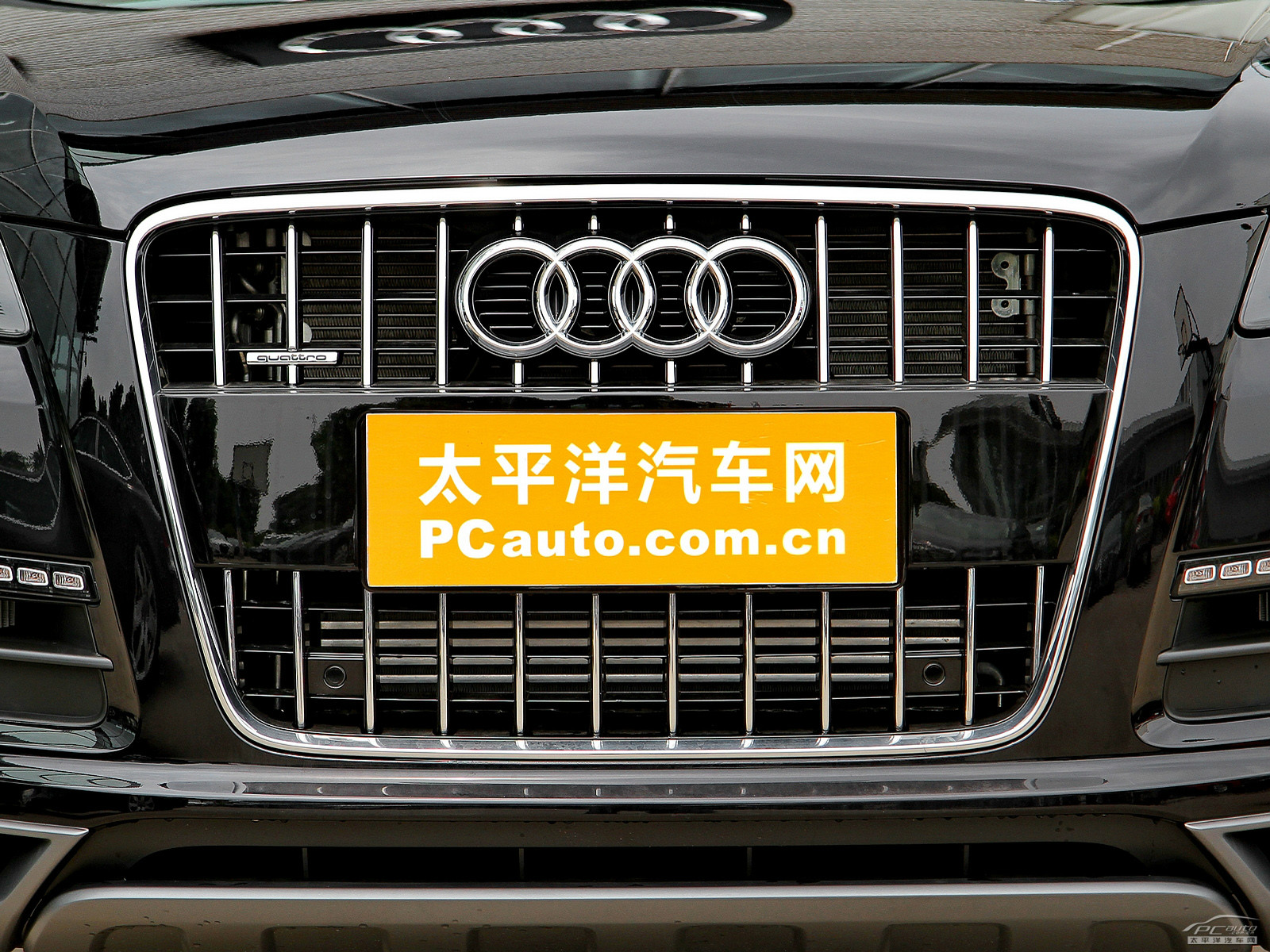 奧迪Q7外觀高清大圖
