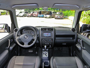 2011款 1.3L AT 雙色導(dǎo)航版