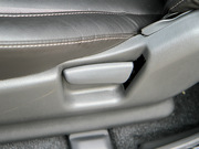 2011款 1.3L AT 雙色導(dǎo)航版