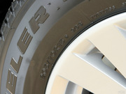 2011款 1.3L AT 雙色導(dǎo)航版