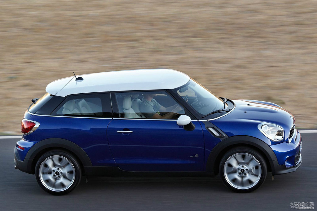 MINI COUNTRYMAN COUPEDƬ