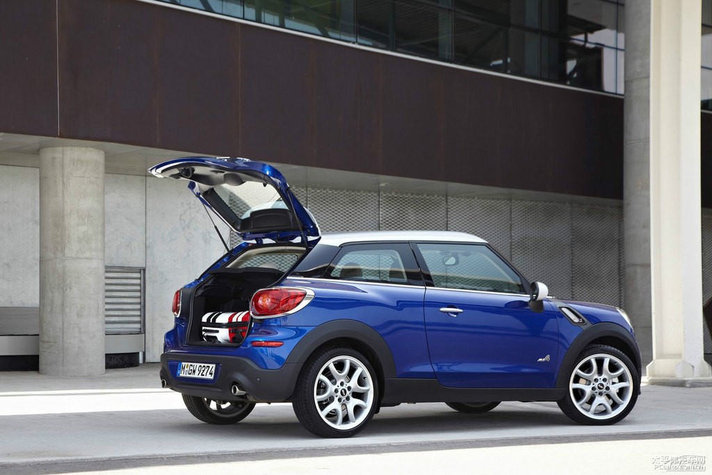 MINI COUNTRYMAN COUPEDƬ