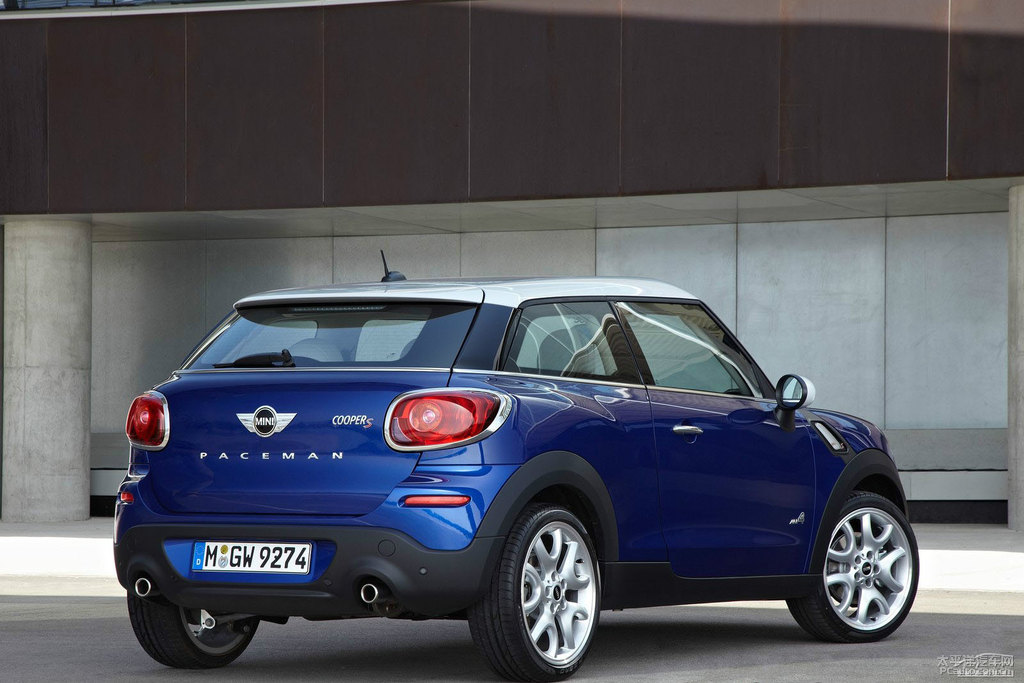 MINI COUNTRYMAN COUPEDƬ
