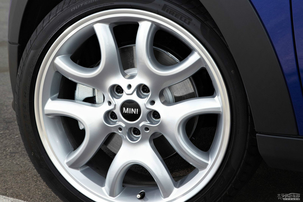 MINI COUNTRYMAN COUPEDƬ