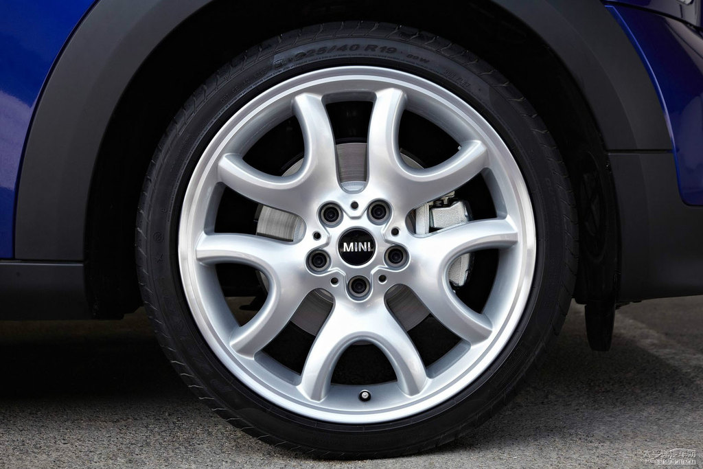 MINI COUNTRYMAN COUPEDƬ