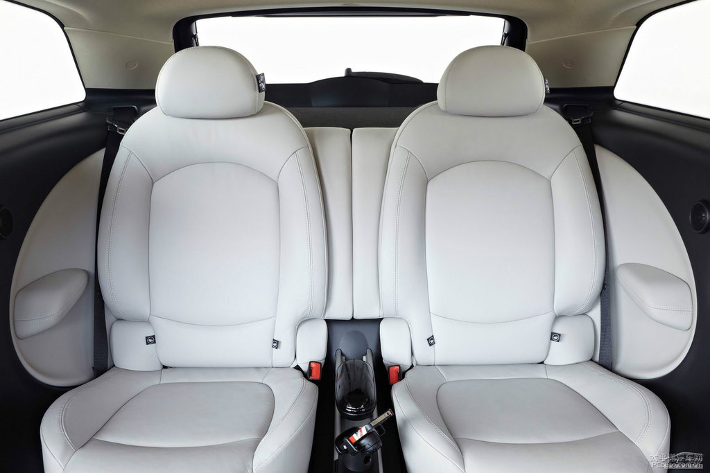 MINI COUNTRYMAN COUPEDƬ