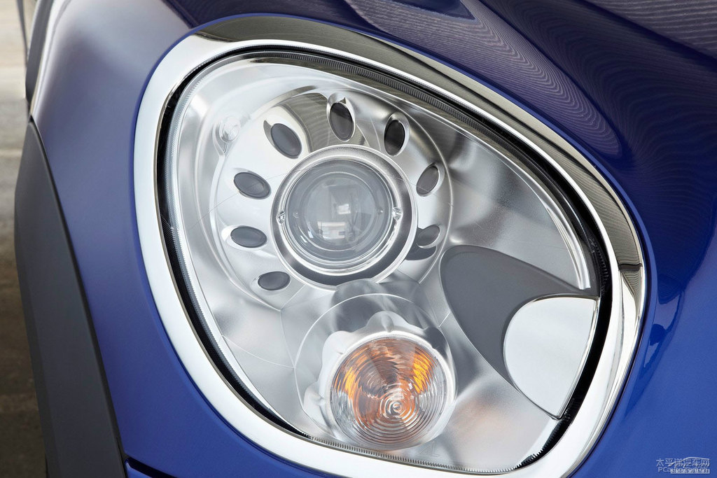 MINI COUNTRYMAN COUPEDƬ