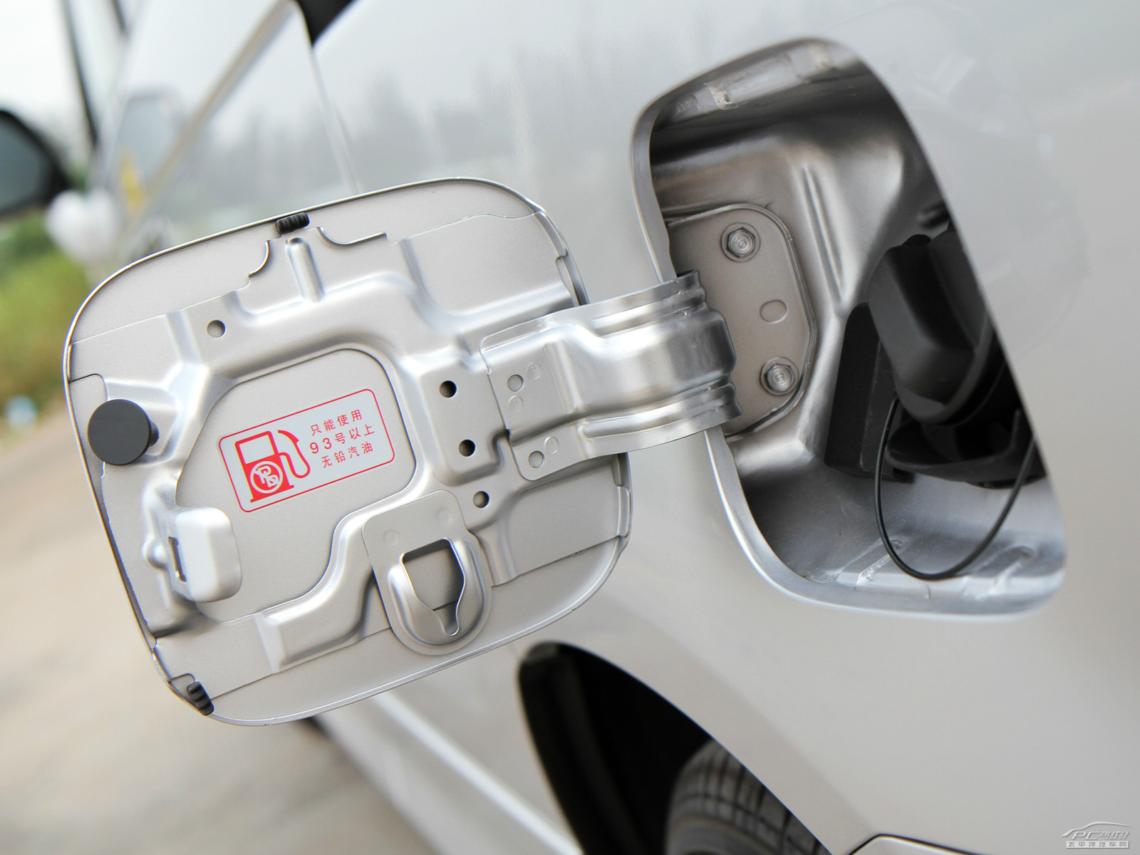 艾力紳外觀高清大圖