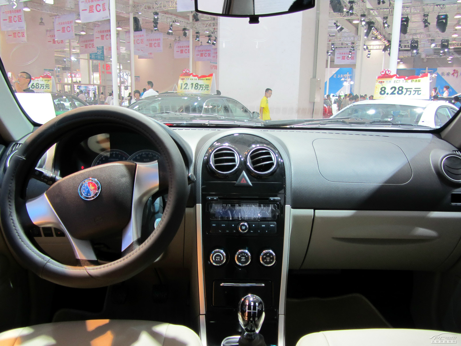 吉利SC3內(nèi)飾高清大圖