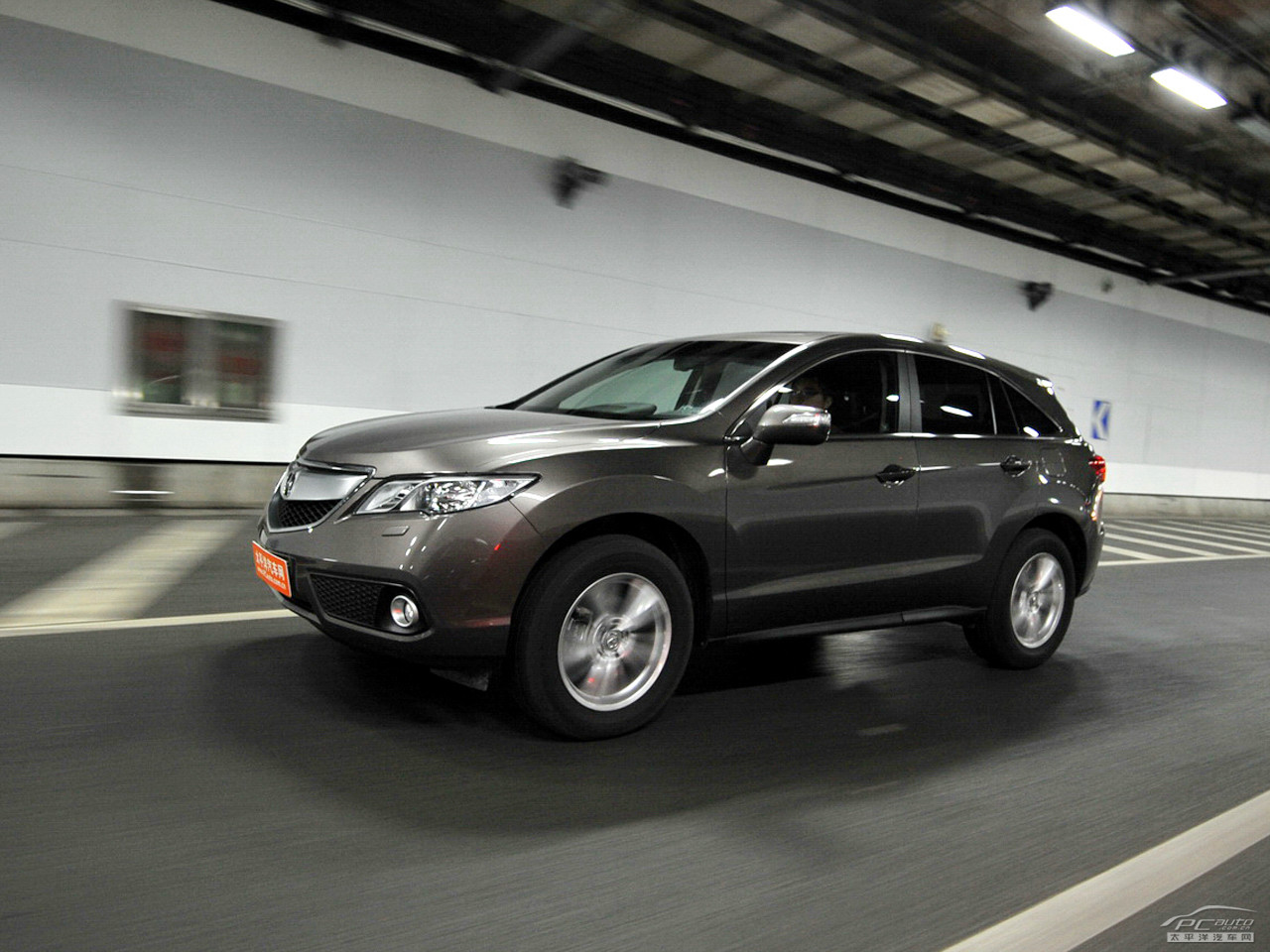 謳歌RDX(進(jìn)口)外觀高清大圖