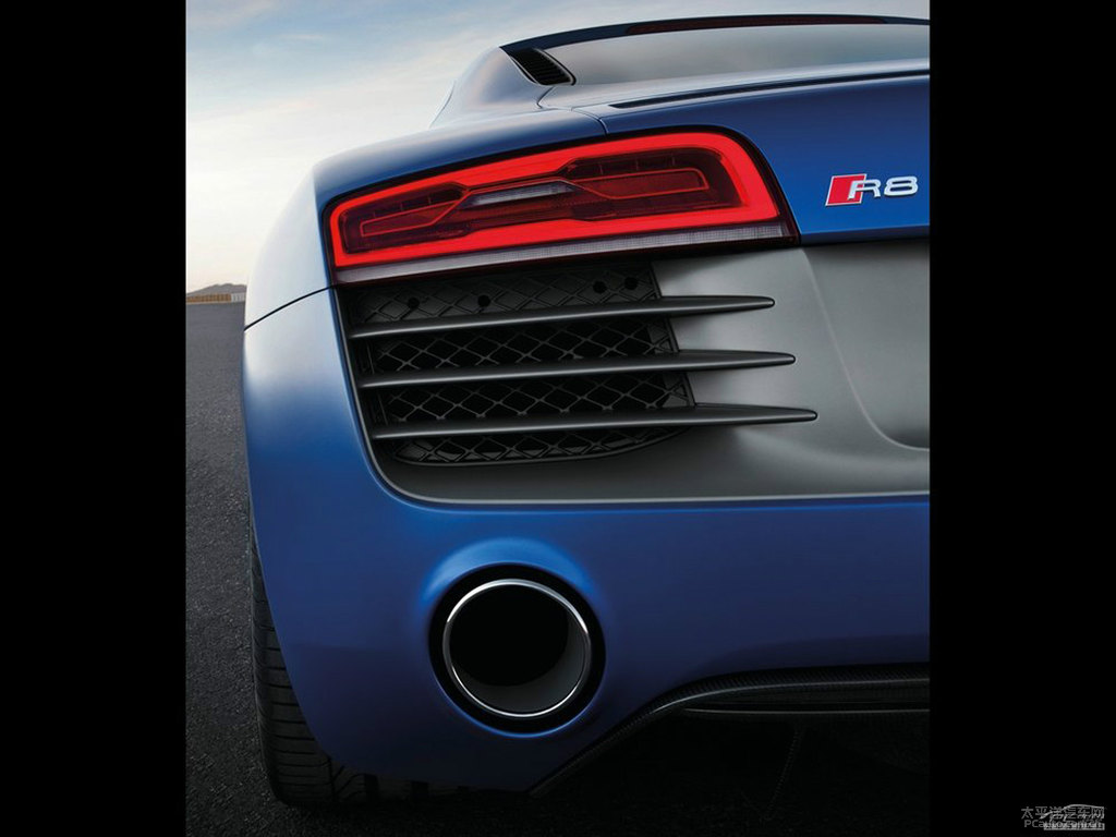 ׊WR8^DƬ