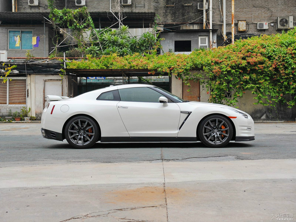 ծa(chn)GT-R^DƬ