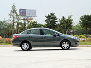 2012款 1.6L 手動風尚型 2012款 1.6L 手動風尚型