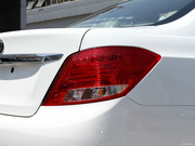2012款 1.5L 手動舒適型 2012款 1.5L 手動舒適型