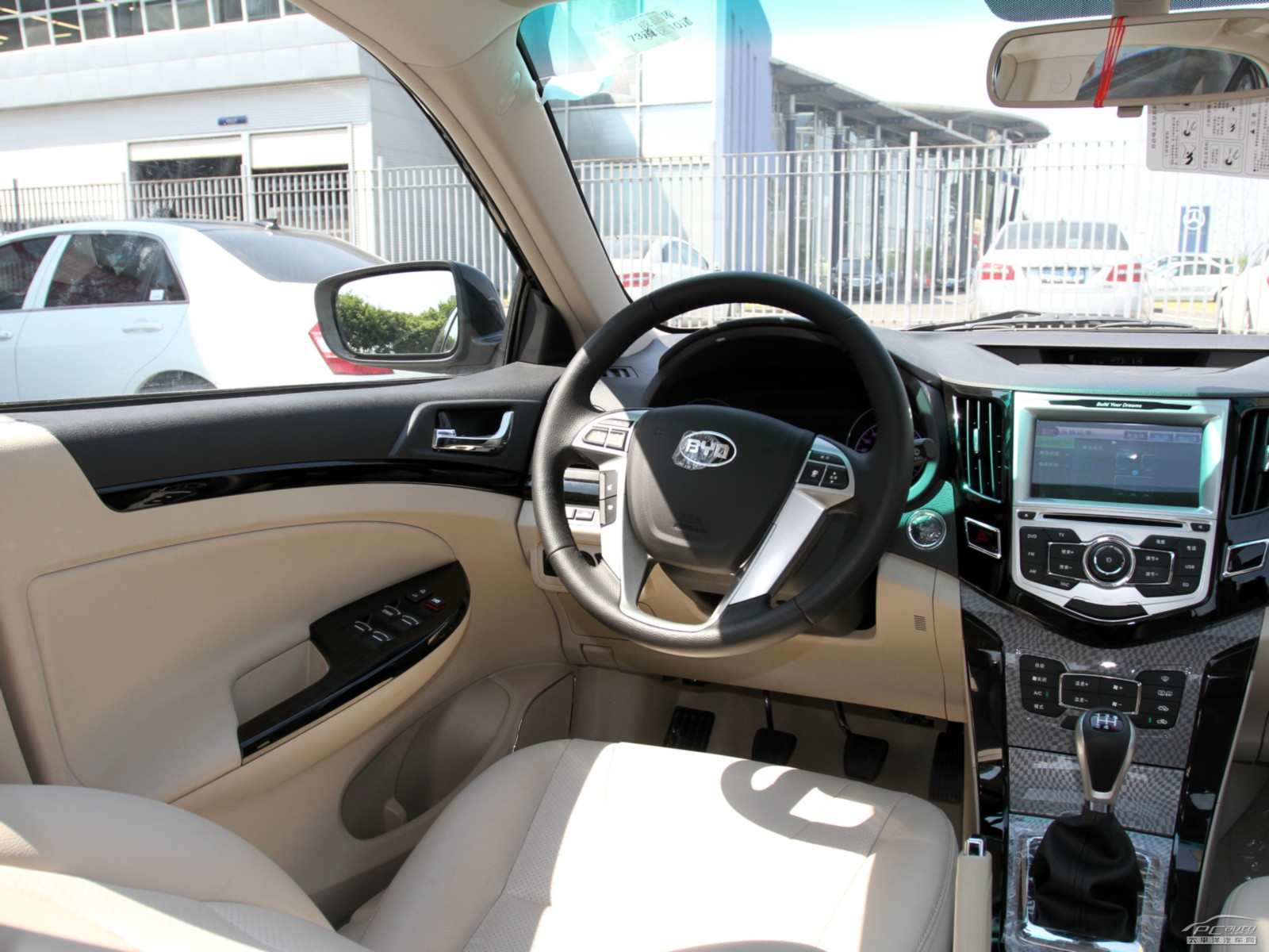 速銳內(nèi)飾高清大圖