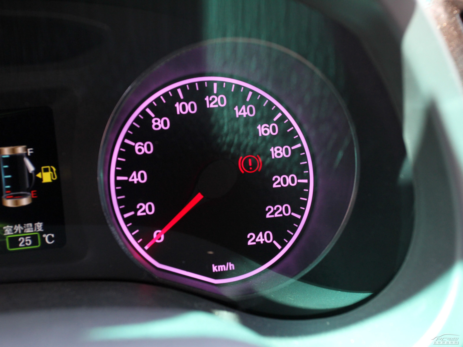 速銳內(nèi)飾高清大圖