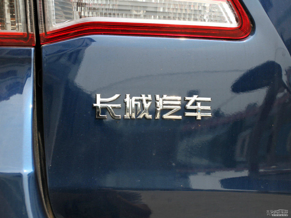 風(fēng)尚藍(lán)哈弗H6車尾外觀圖片