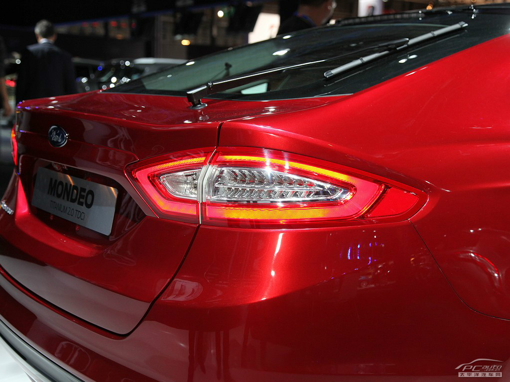 蒙迪歐(海外)外觀高清大圖