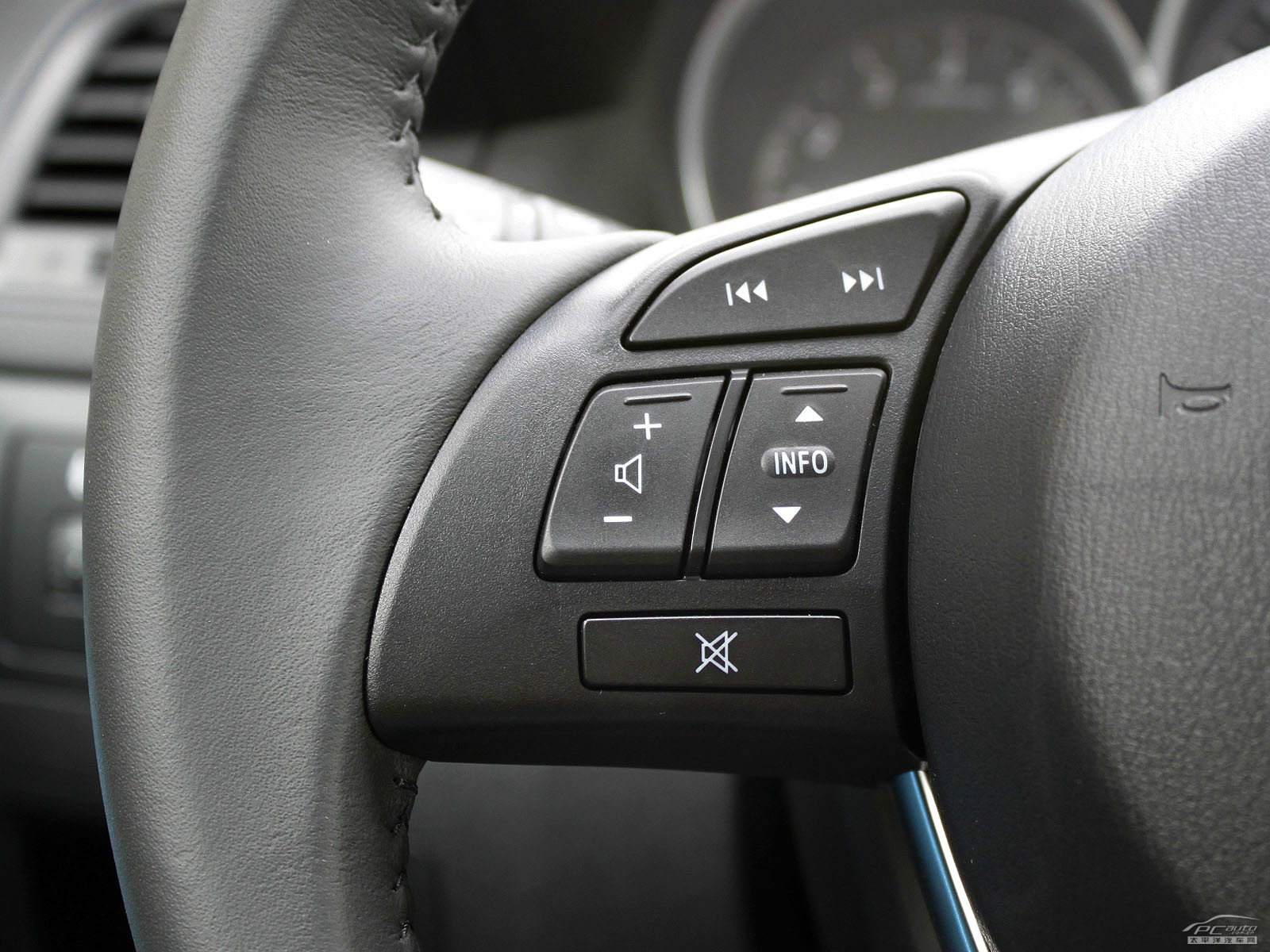 馬自達(dá)CX-5(海外)內(nèi)飾高清大圖