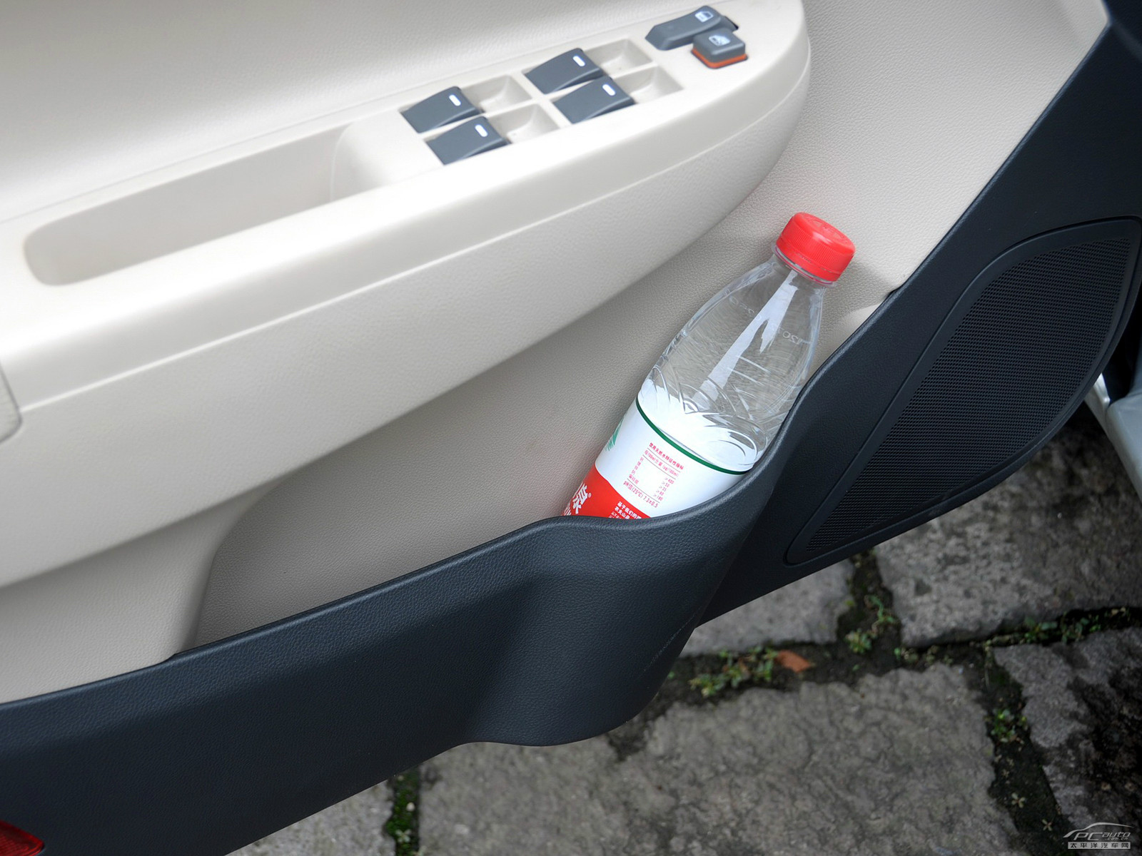 吉利SC6空間高清大圖