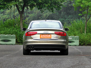 2013款 40 TFSI quattro運(yùn)動(dòng)型 2013款 40 TFSI quattro運(yùn)動(dòng)型