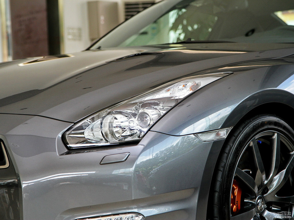 u䓻ծa(chn)GT-R^DƬ