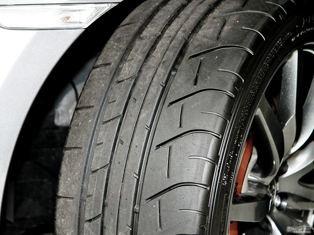 u䓻ծa(chn)GT-R(x)(ji)DƬ