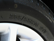 2012款 1.5T MT 豪華型 2012款 1.5T MT 豪華型