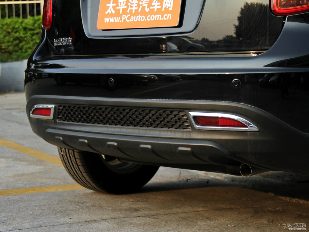 Z(y)SX4^DƬ