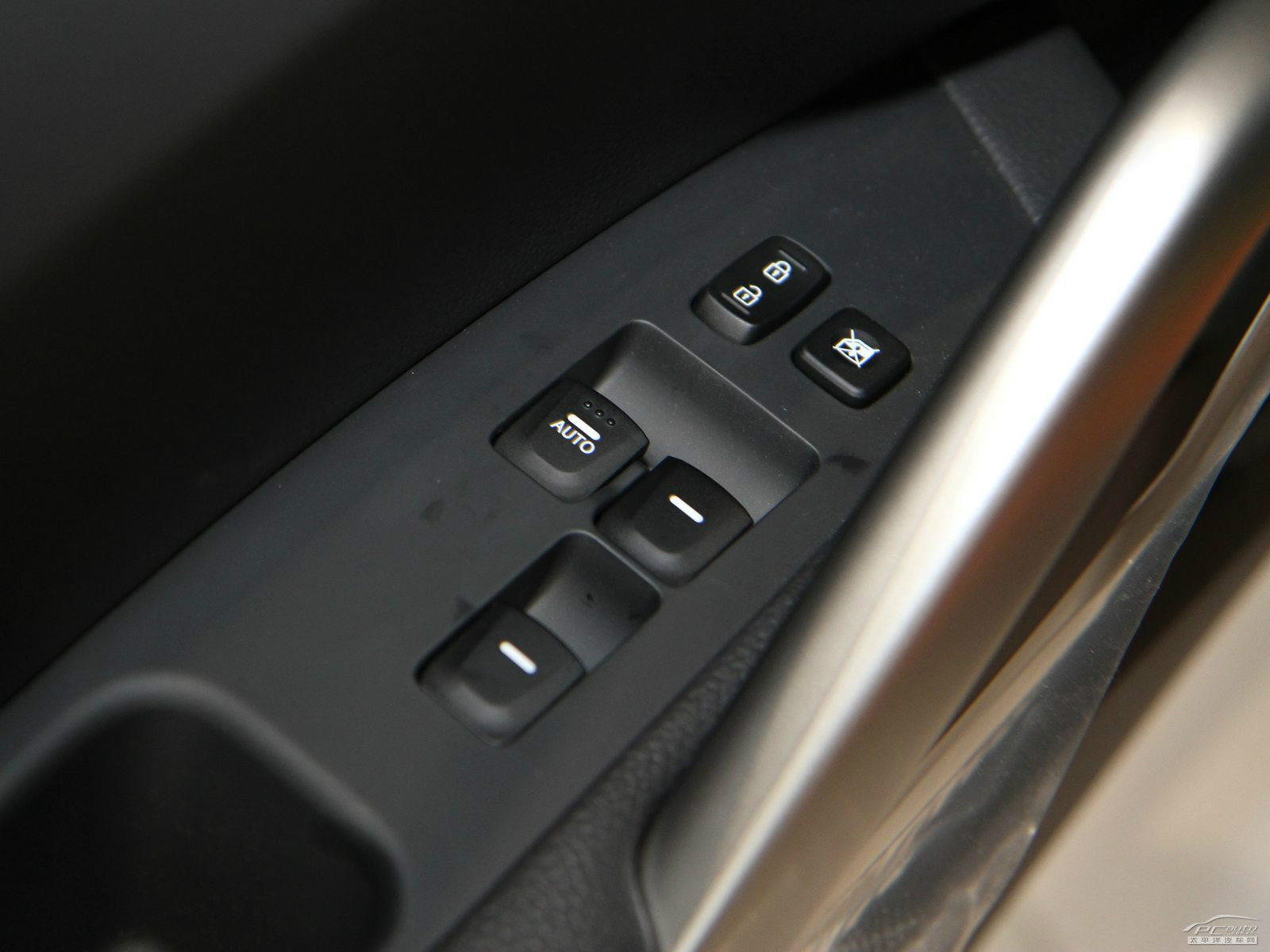 Veloster內(nèi)飾高清大圖