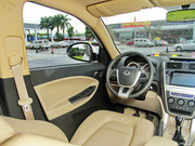 2012款 1.8L 手動(dòng) 兩驅(qū)精英型  2012款 1.8L 手動(dòng) 兩驅(qū)精英型
