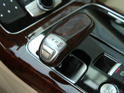 2012款 50 TFSI quattro尊貴型  2012款 50 TFSI quattro尊貴型
