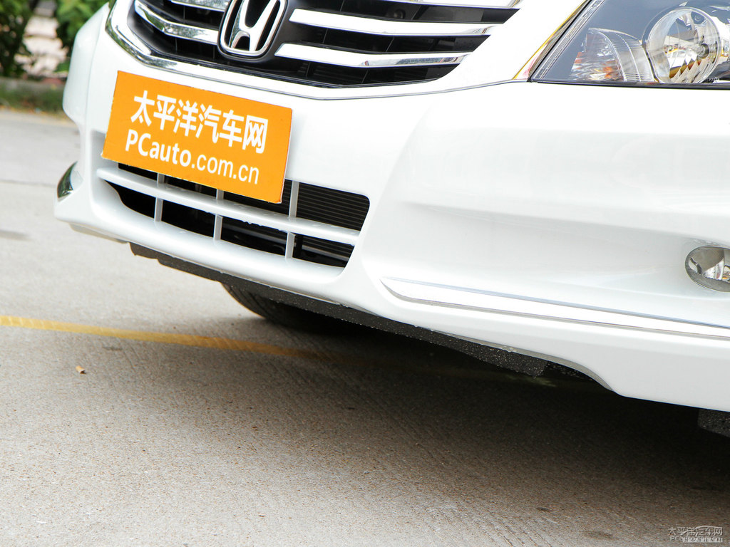 雅閣車(chē)頭外觀圖片