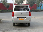 2011款 1.0L 標(biāo)準(zhǔn)型LF465Q5A 2011款 1.0L 標(biāo)準(zhǔn)型LF465Q5A