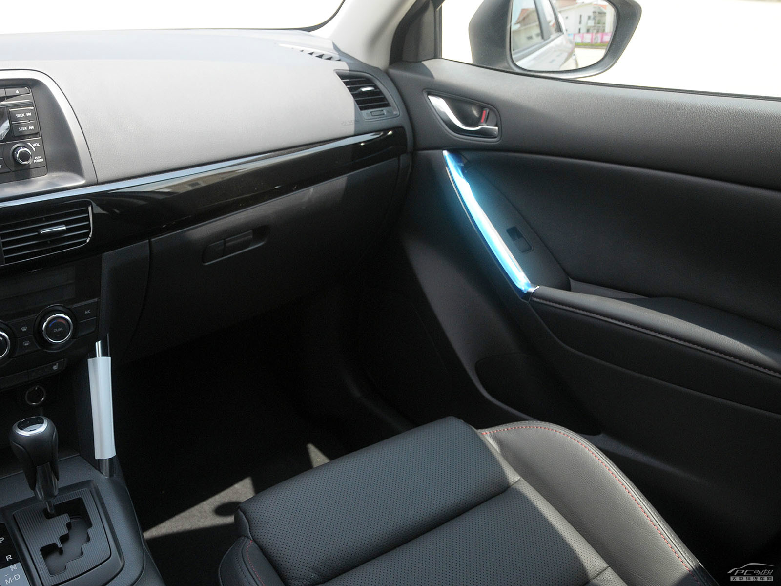 馬自達(dá)CX-5(海外)內(nèi)飾高清大圖