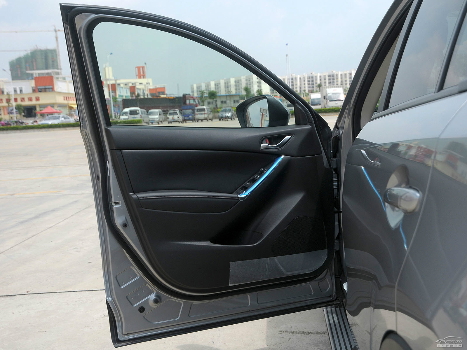 馬自達(dá)CX-5(海外)內(nèi)飾高清大圖