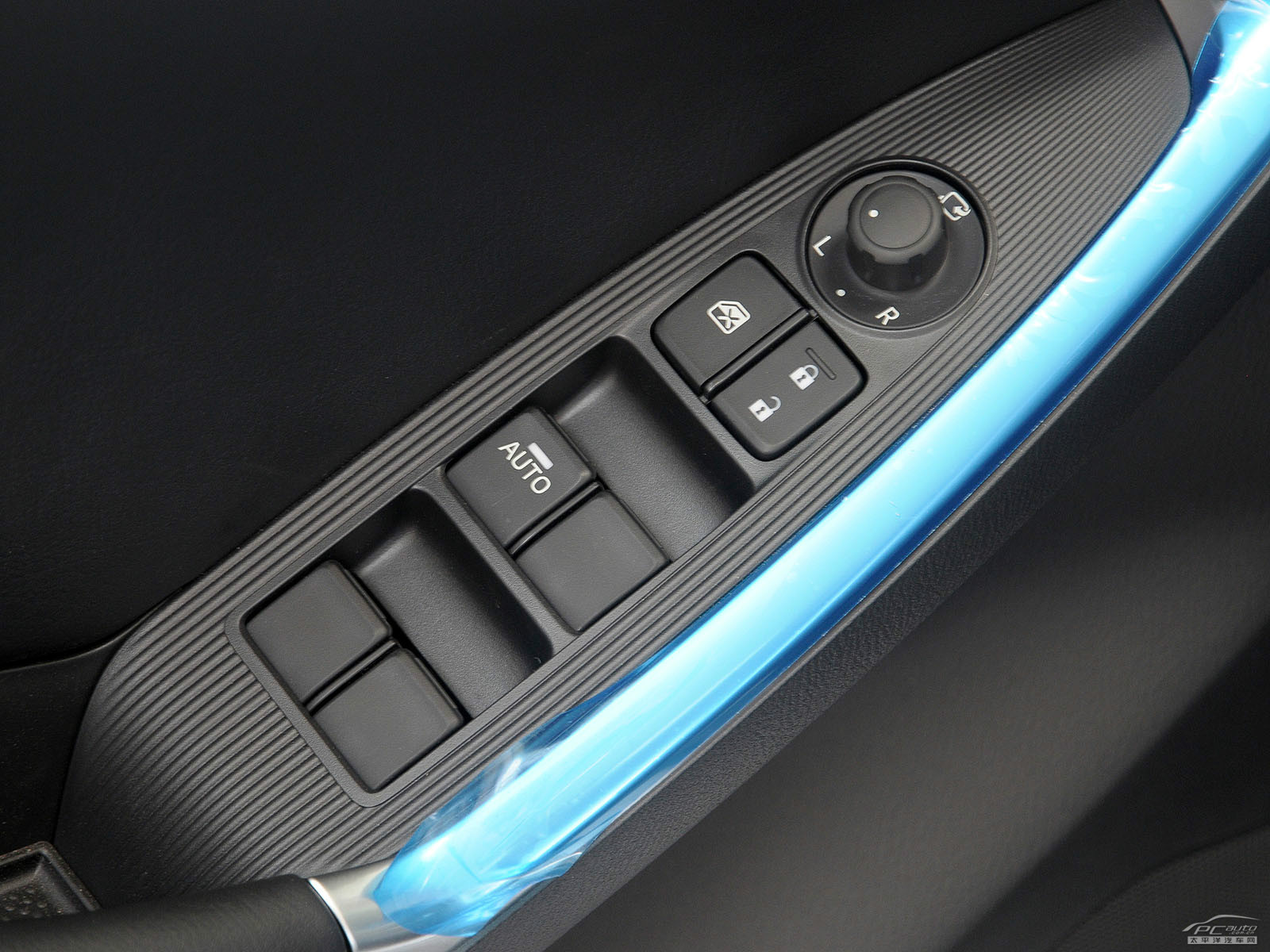 馬自達(dá)CX-5(海外)內(nèi)飾高清大圖