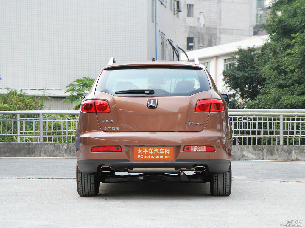 Kȼ{ǽݴ7 SUV܇^^DƬ