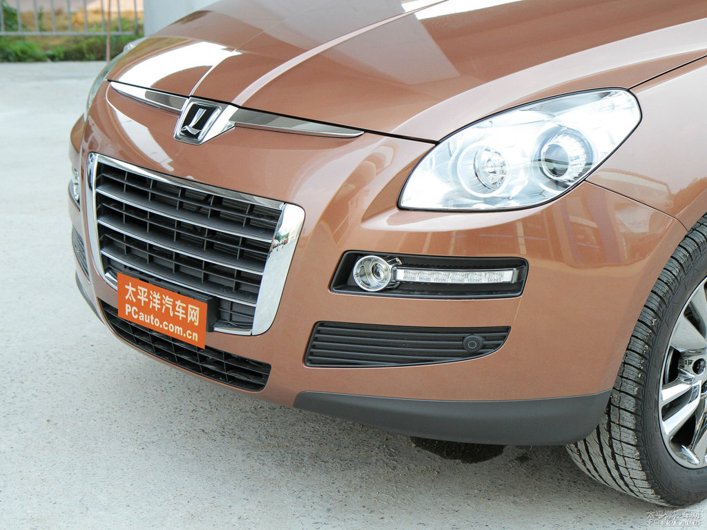 Kȼ{ǽݴ7 SUV܇^^DƬ